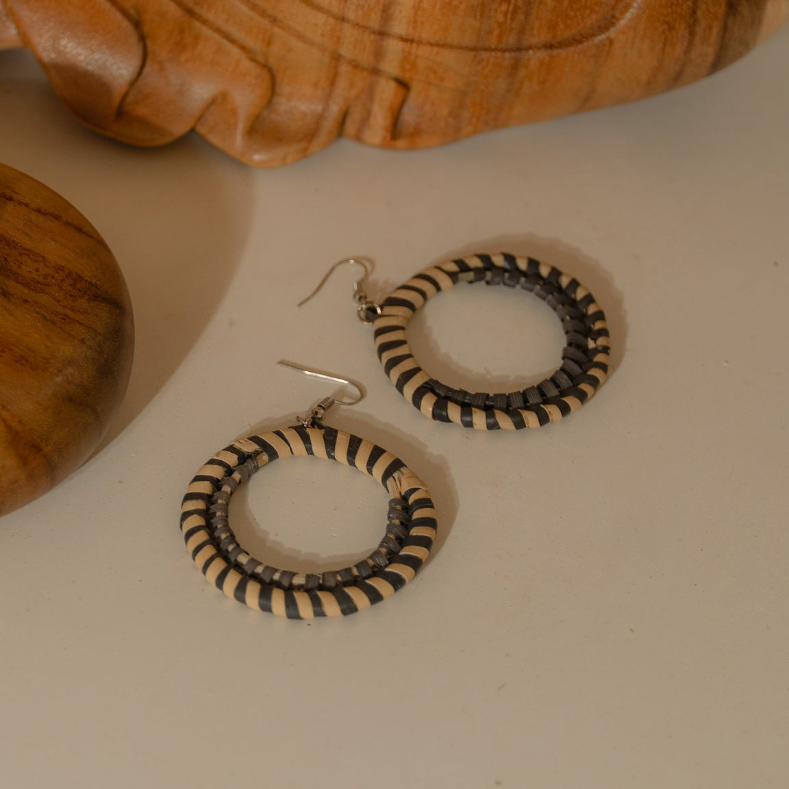 Angel loop rattan earring in beige and black, handcrafted eco-friendly artisan jewellery