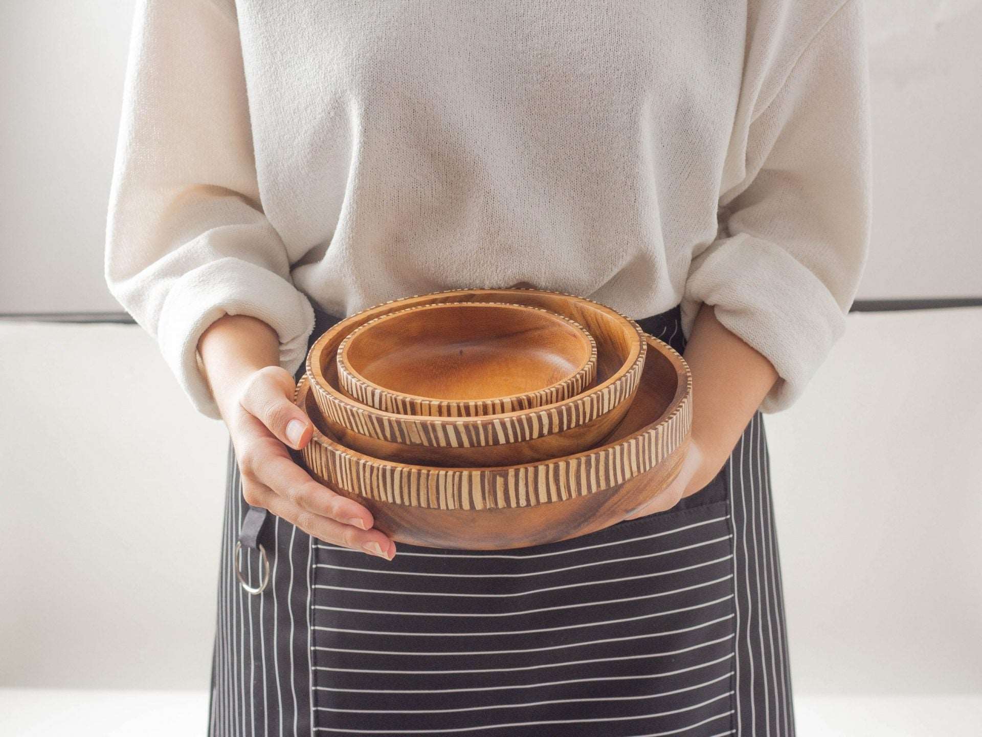 Wooden Bowl with Coconut Shell Inlay